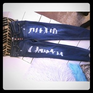 L.E.I. Ripped Jeans Size 11
